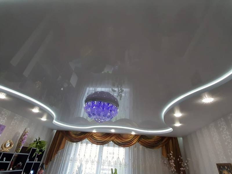 gallery-item